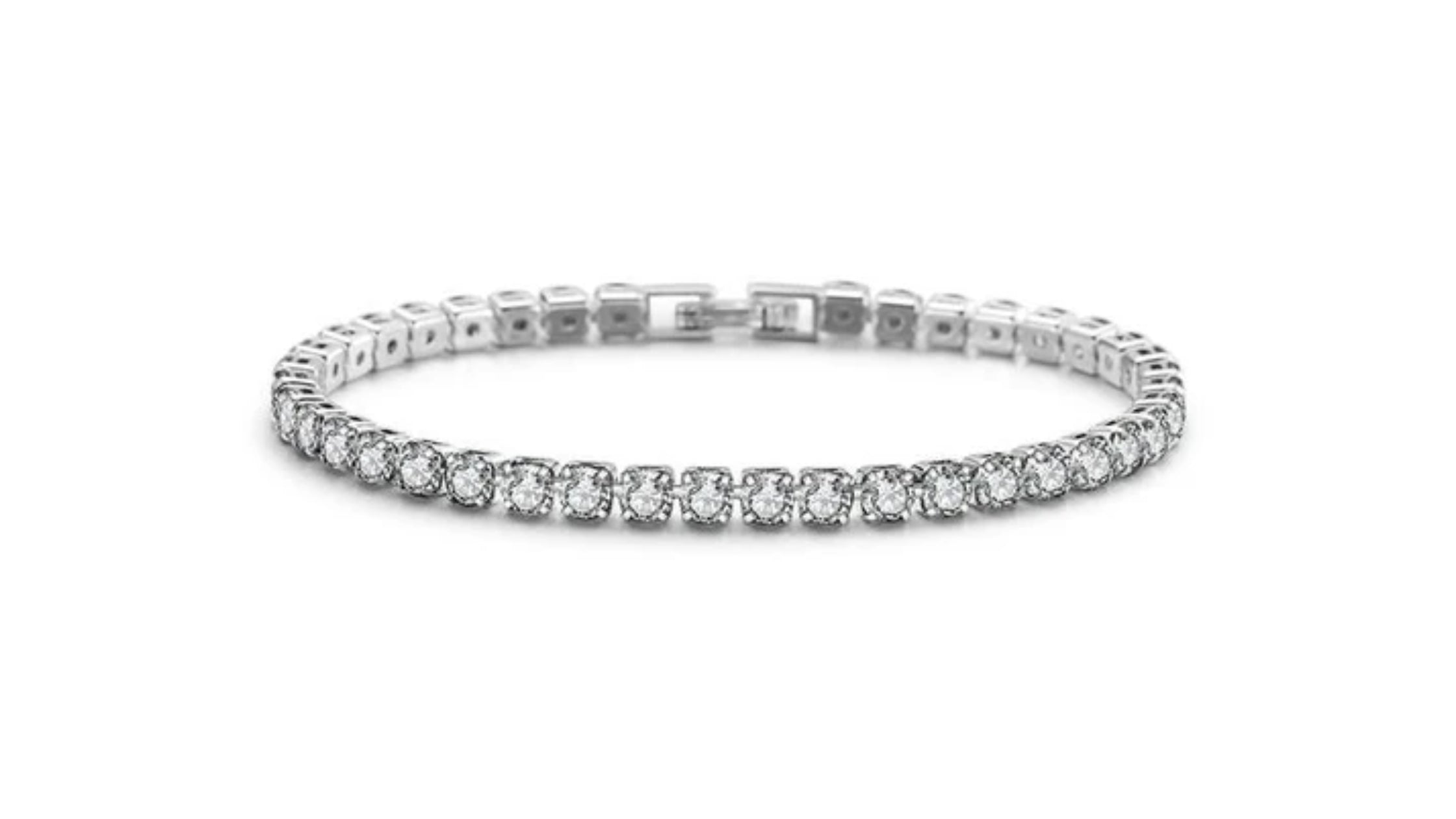 Is there a Tennis Bracelet in style in 2021?