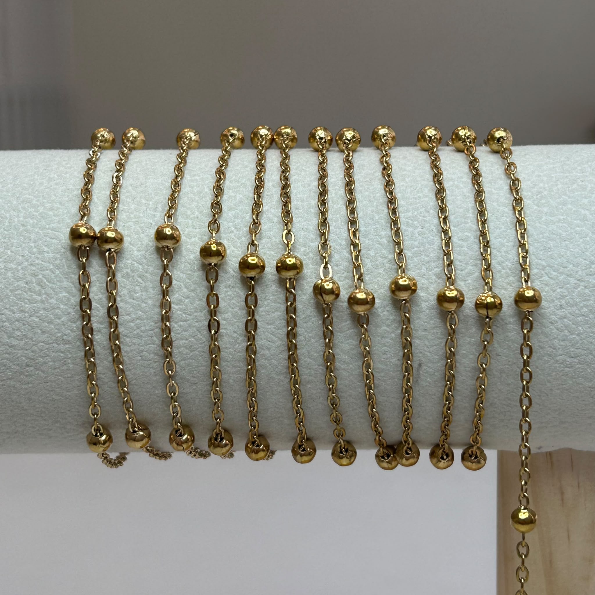 Classic Ball Chain (Gold)