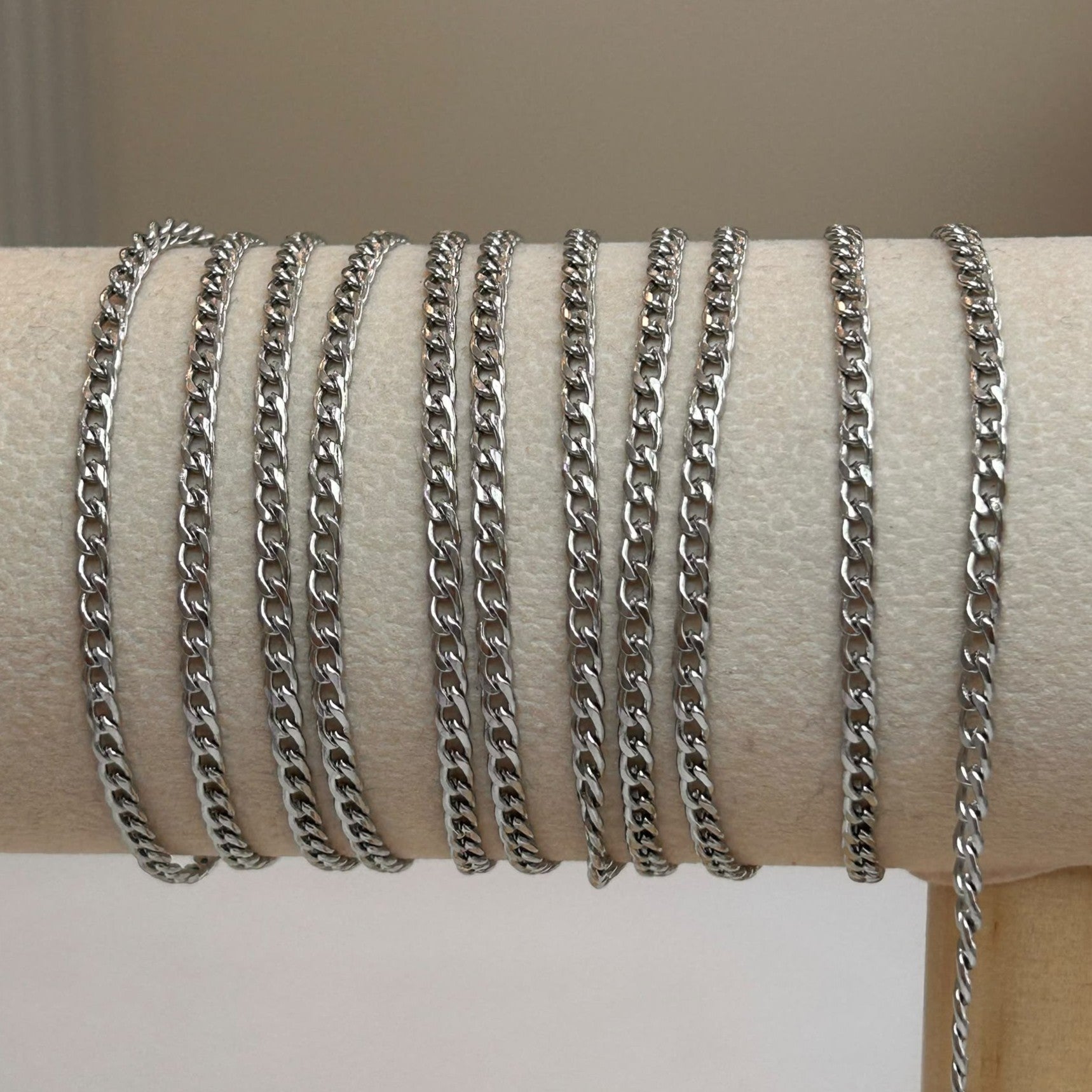 Classic Curb Chain (Silver)