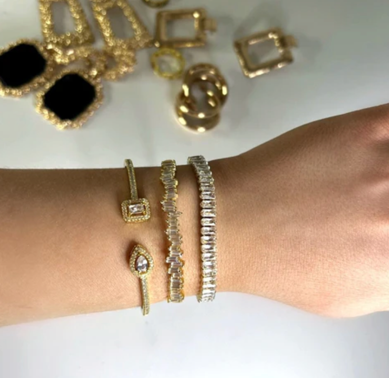 Women's Bracelets: The Perfect Guide