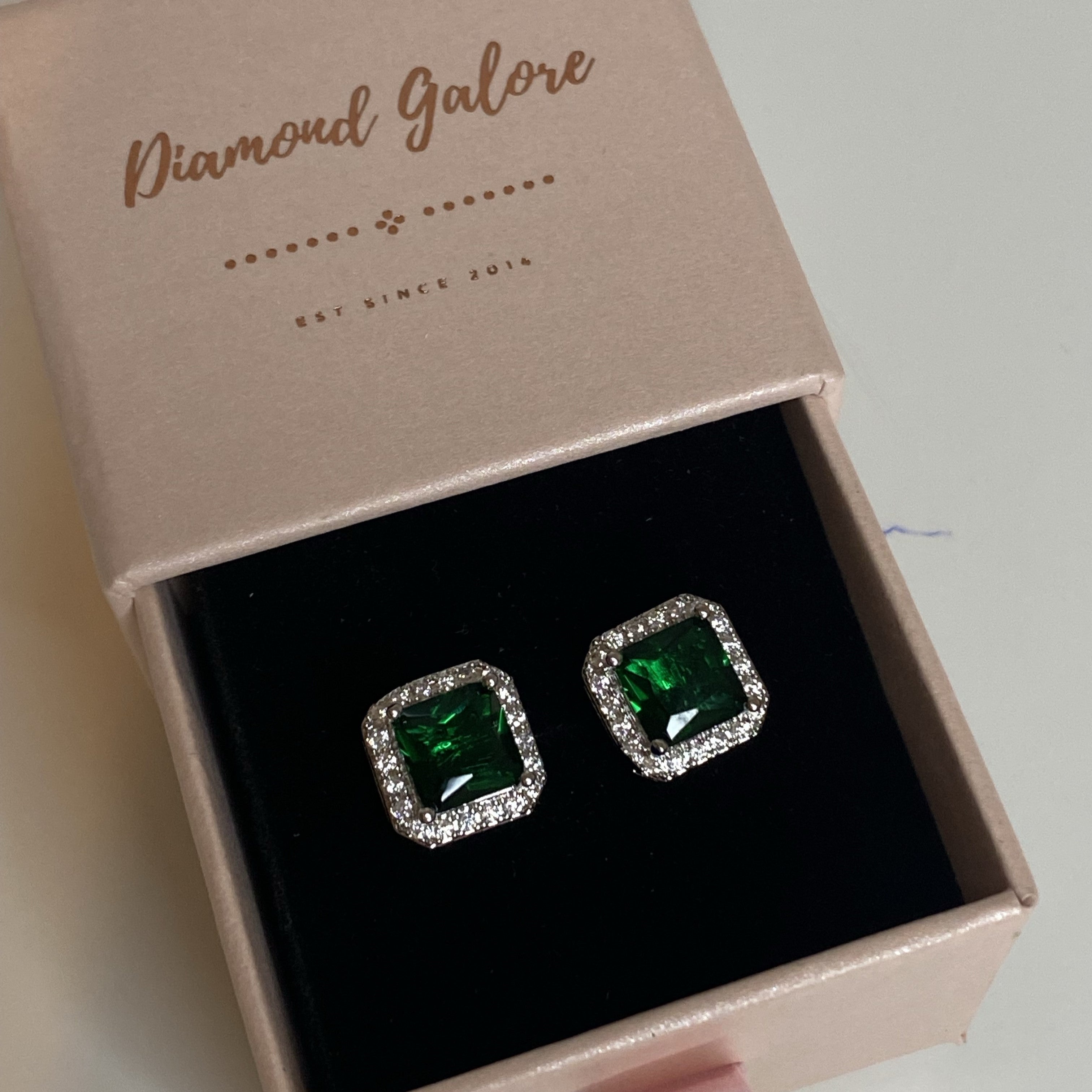 A £10 mystery gift pack indicating a sterling silver stud earrings gift pack.