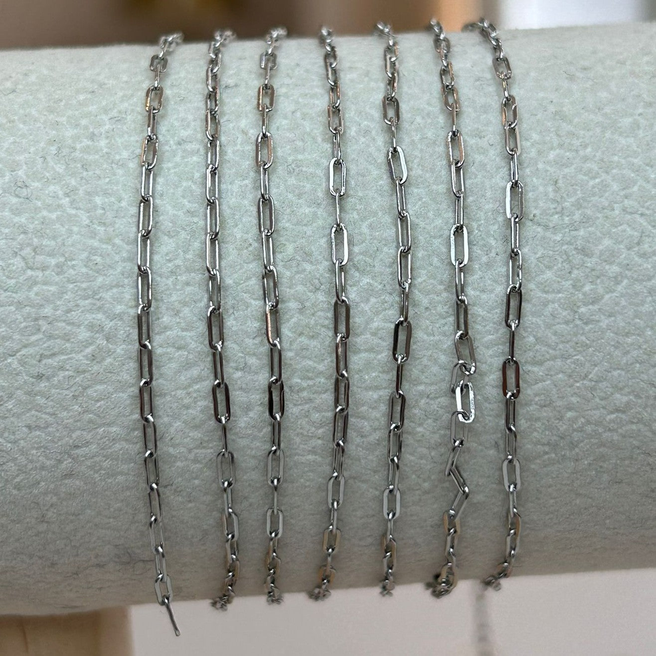 1mm Chunky Paperclip Chain (Silver)