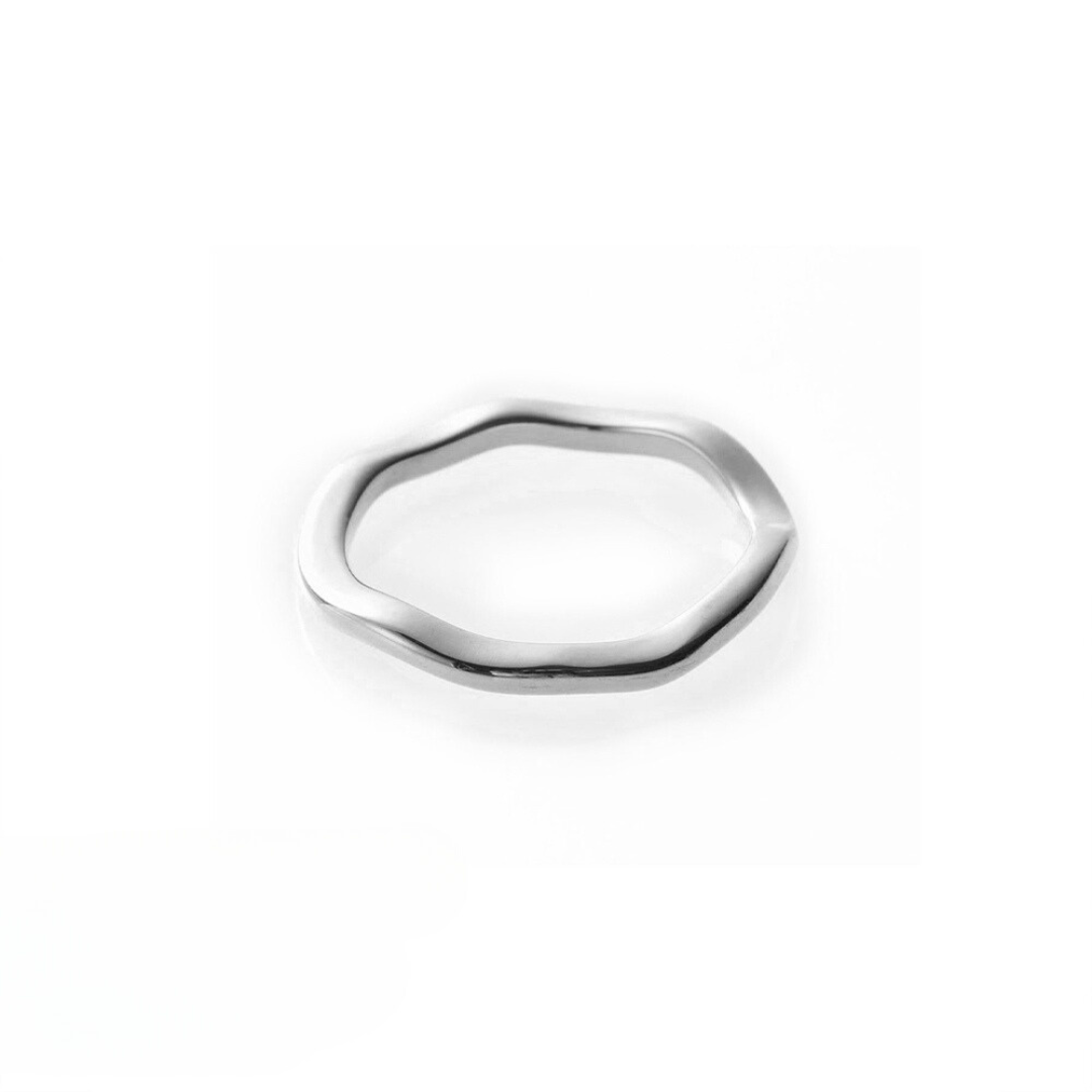 Sleek Wave Band Ring Stainless Steel (Gold/Silver)