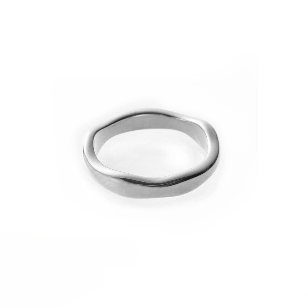 Sleek Wave Band Ring Stainless Steel (Gold/Silver)