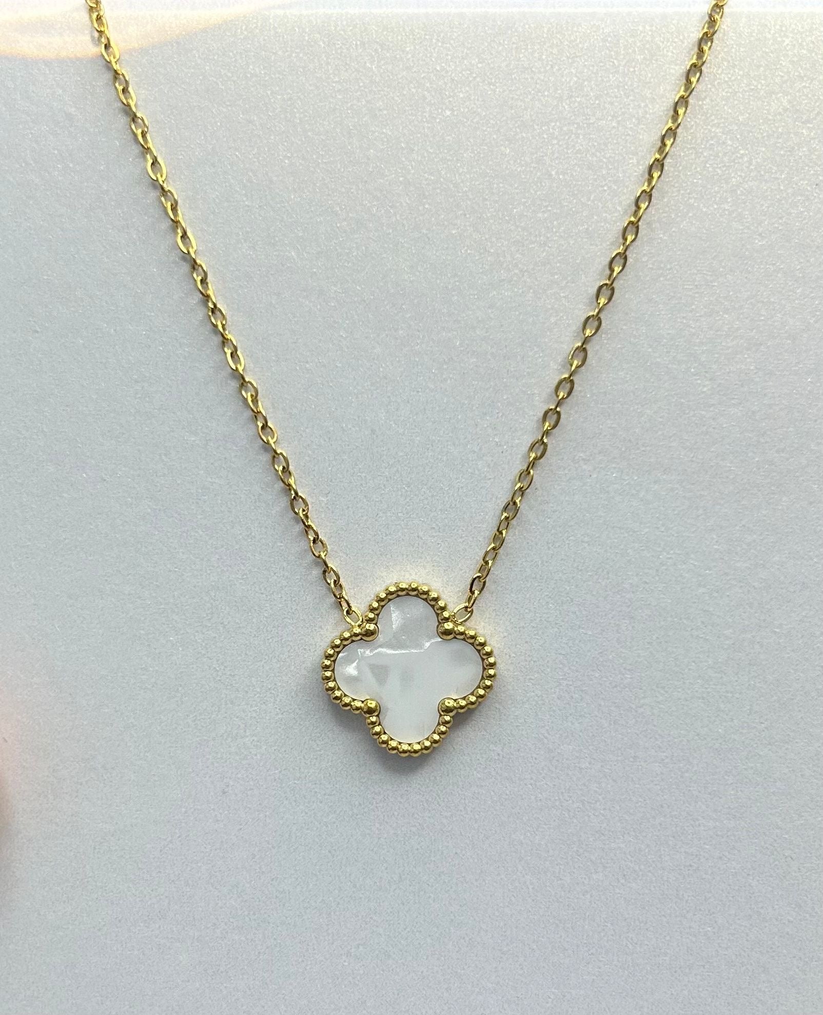 4 Leaf Clover Jewellery (Bracelet/Necklace/Studs) - 18k Gold Plated - Stainless Steel