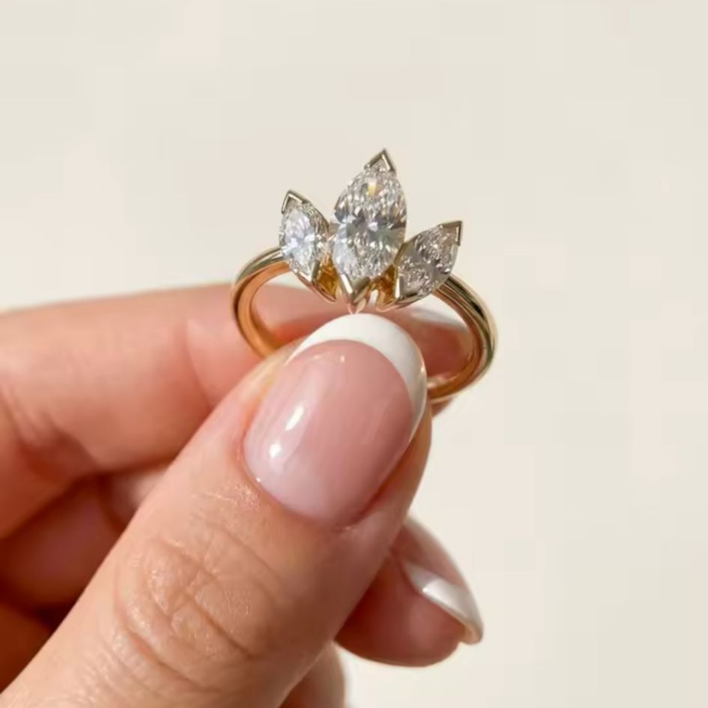 925 Sterling Silver Marquise Petal Ring