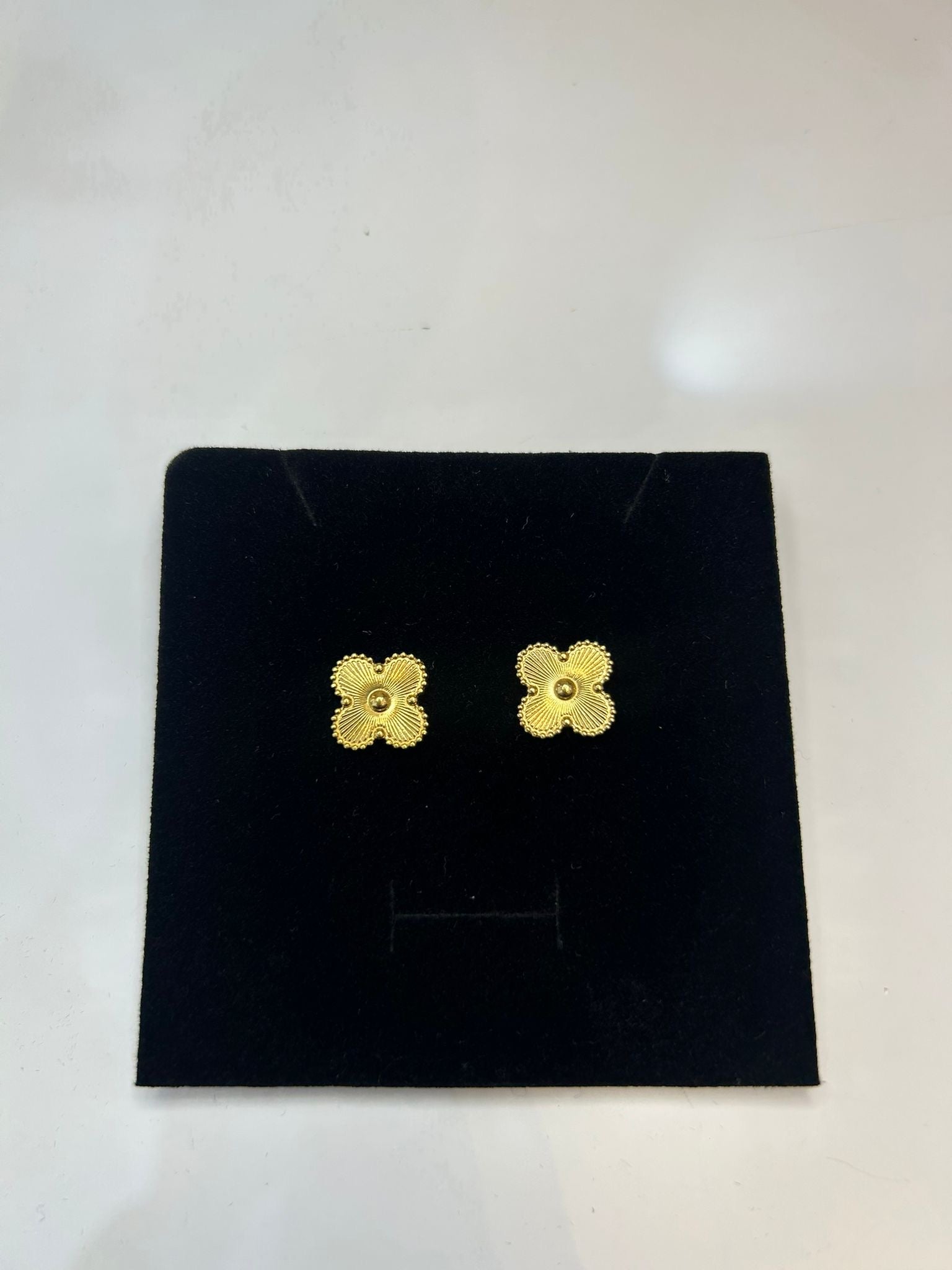 4 Leaf Clover Jewellery (Bracelet/Necklace/Studs) - 18k Gold Plated - Stainless Steel