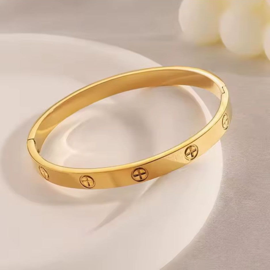 Love Bangle – Stainless Steel (Gold/Silver)