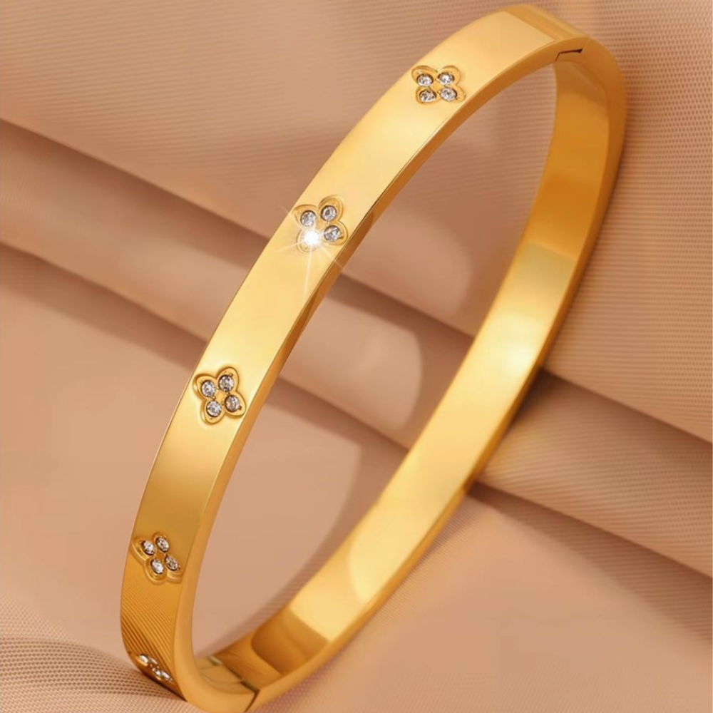 4th variant from Set of 5 Stacker Bangles Stainless Steel Gold