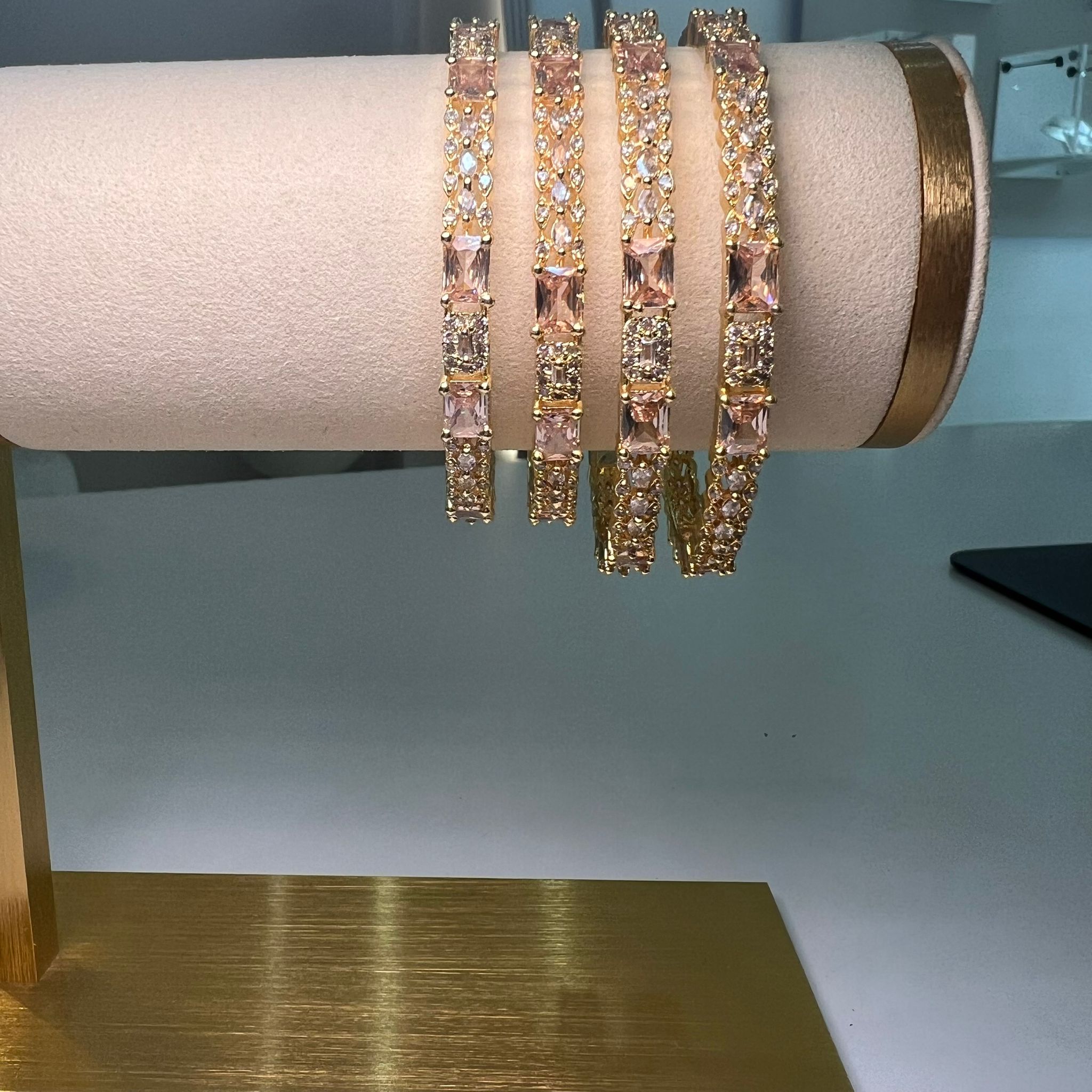 Royal Square Spark Bangle Set